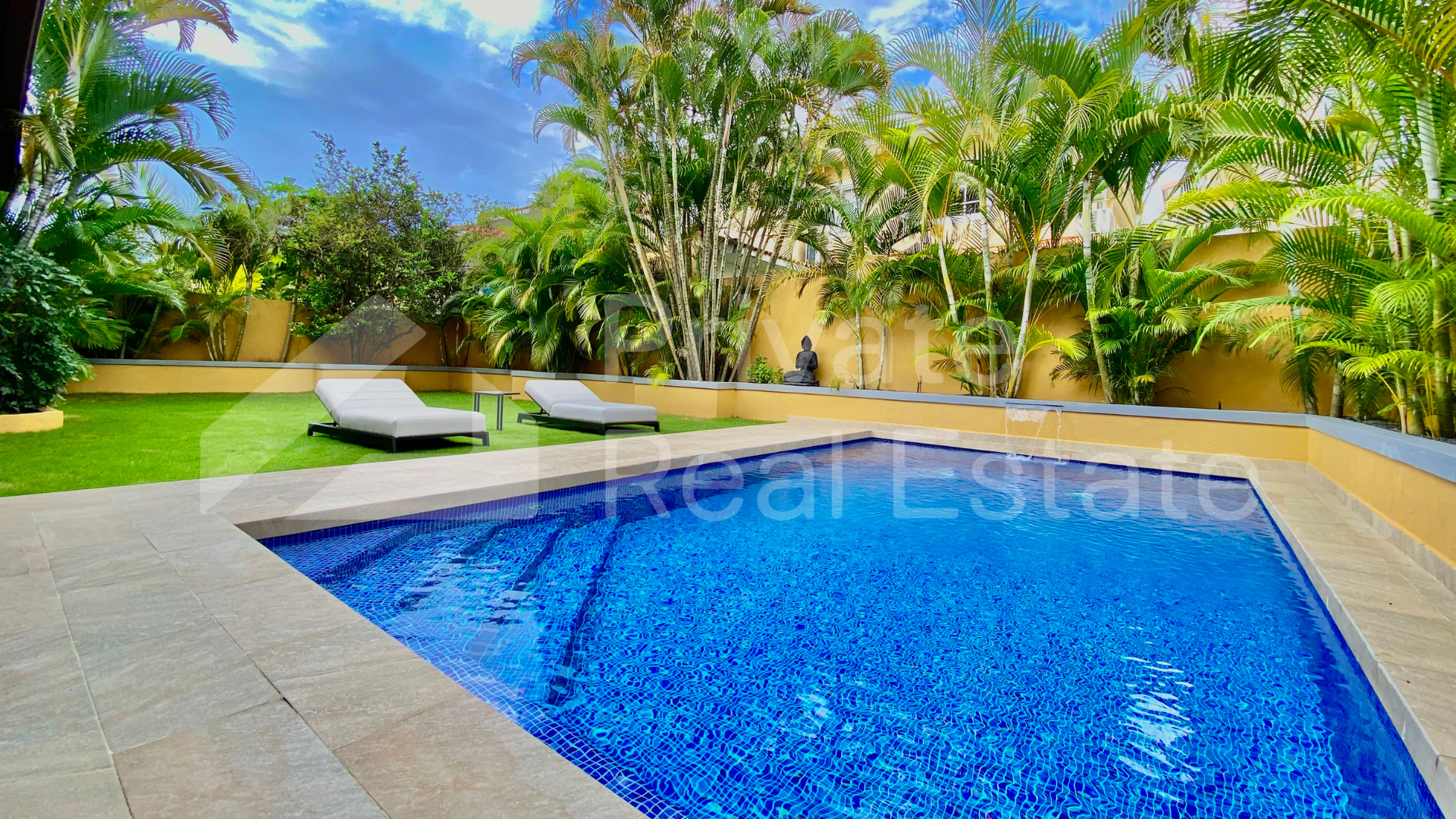 Venta de Casa en Costa del Este Antigua