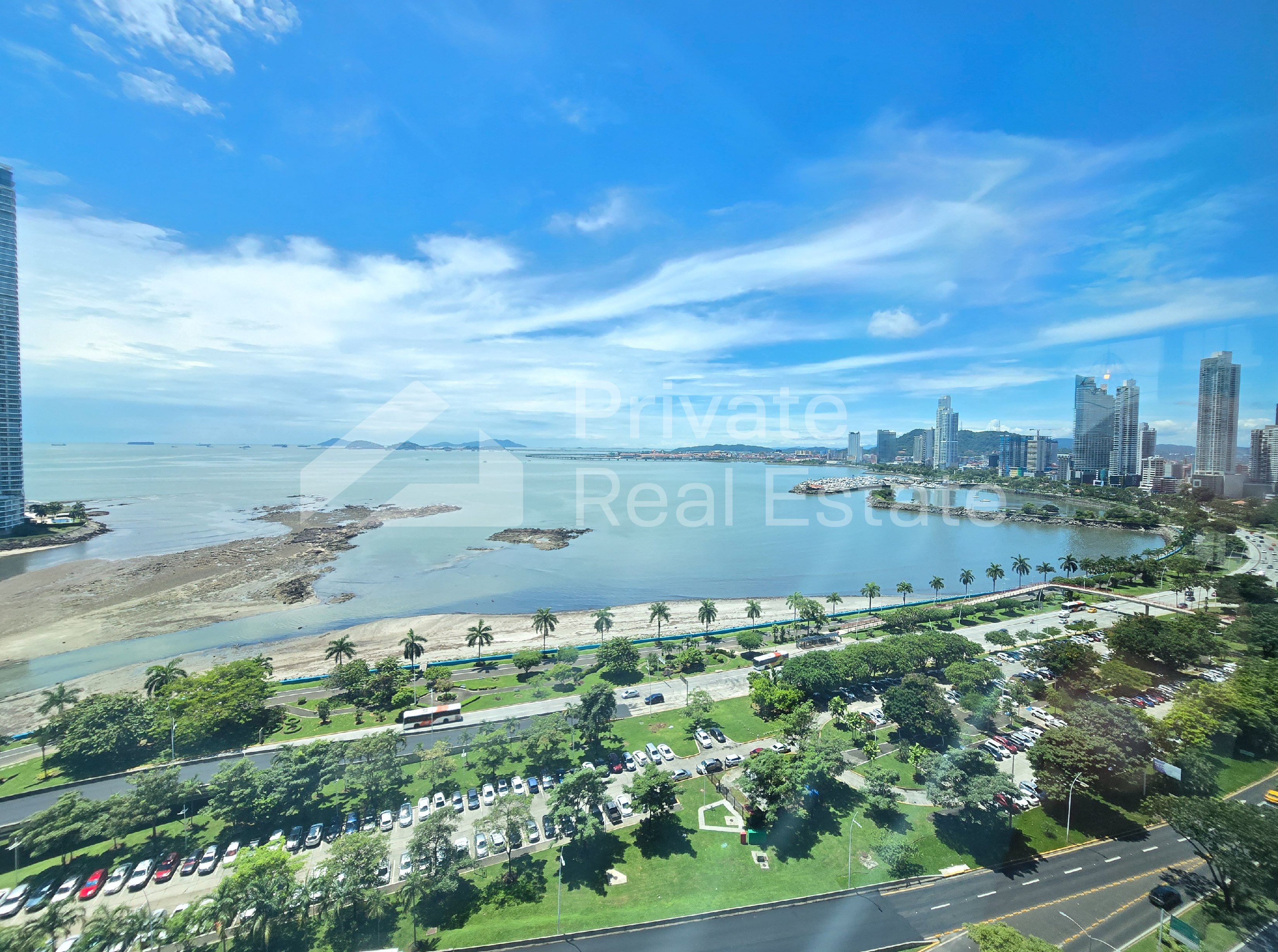 Venta de apartamento en Avenida Balboa Ph Grandbay Tower