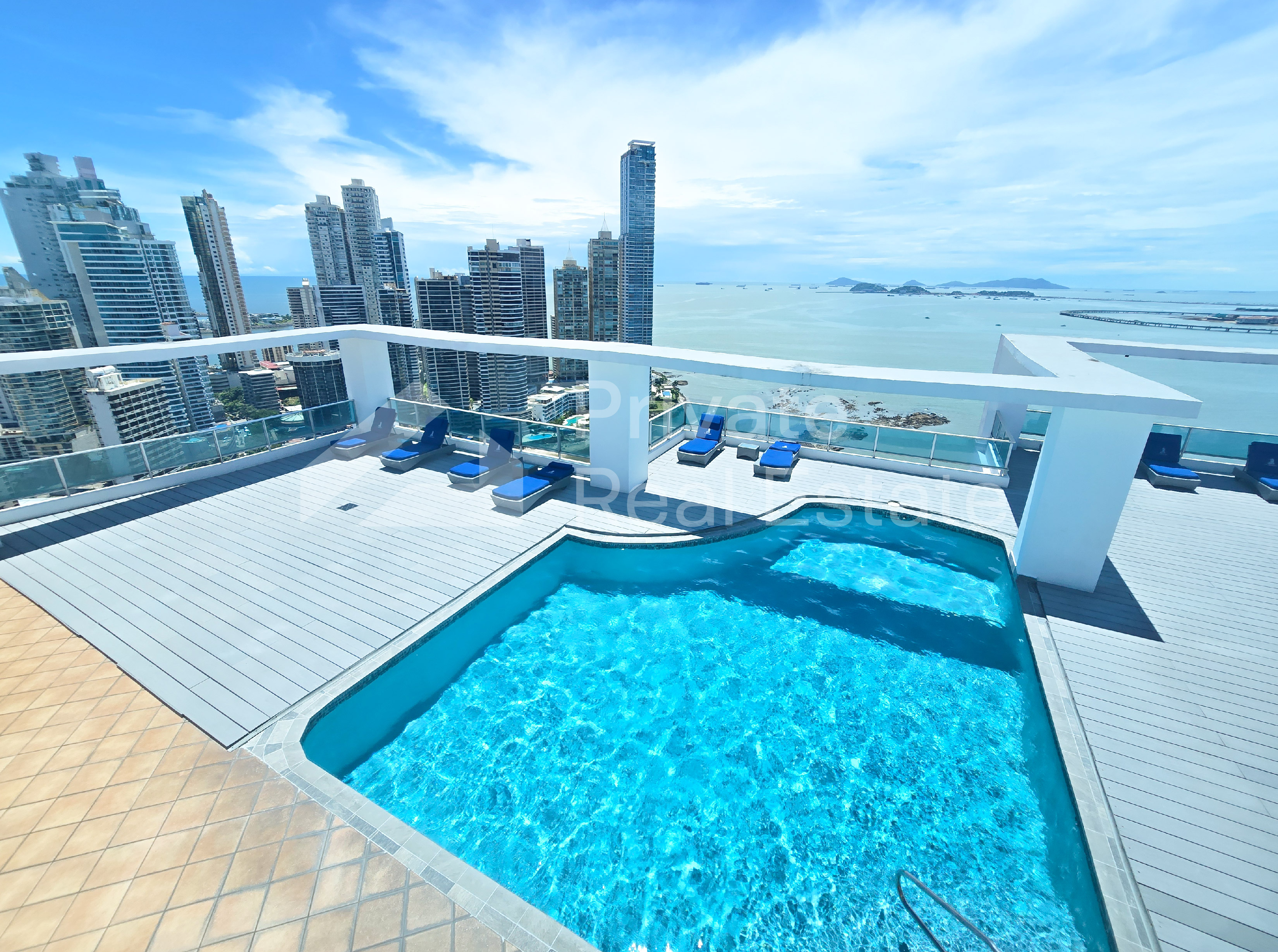 Venta de apartamento en Avenida Balboa Ph Grandbay Tower