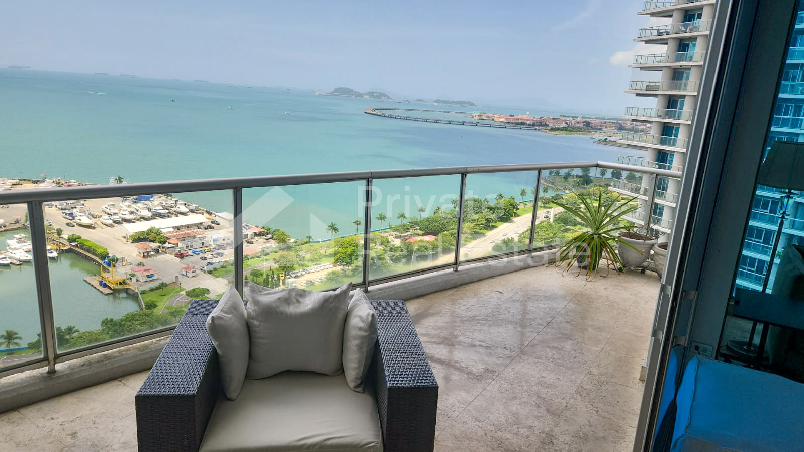 Venta de apartamento en Avenida Balboa Ph Sky