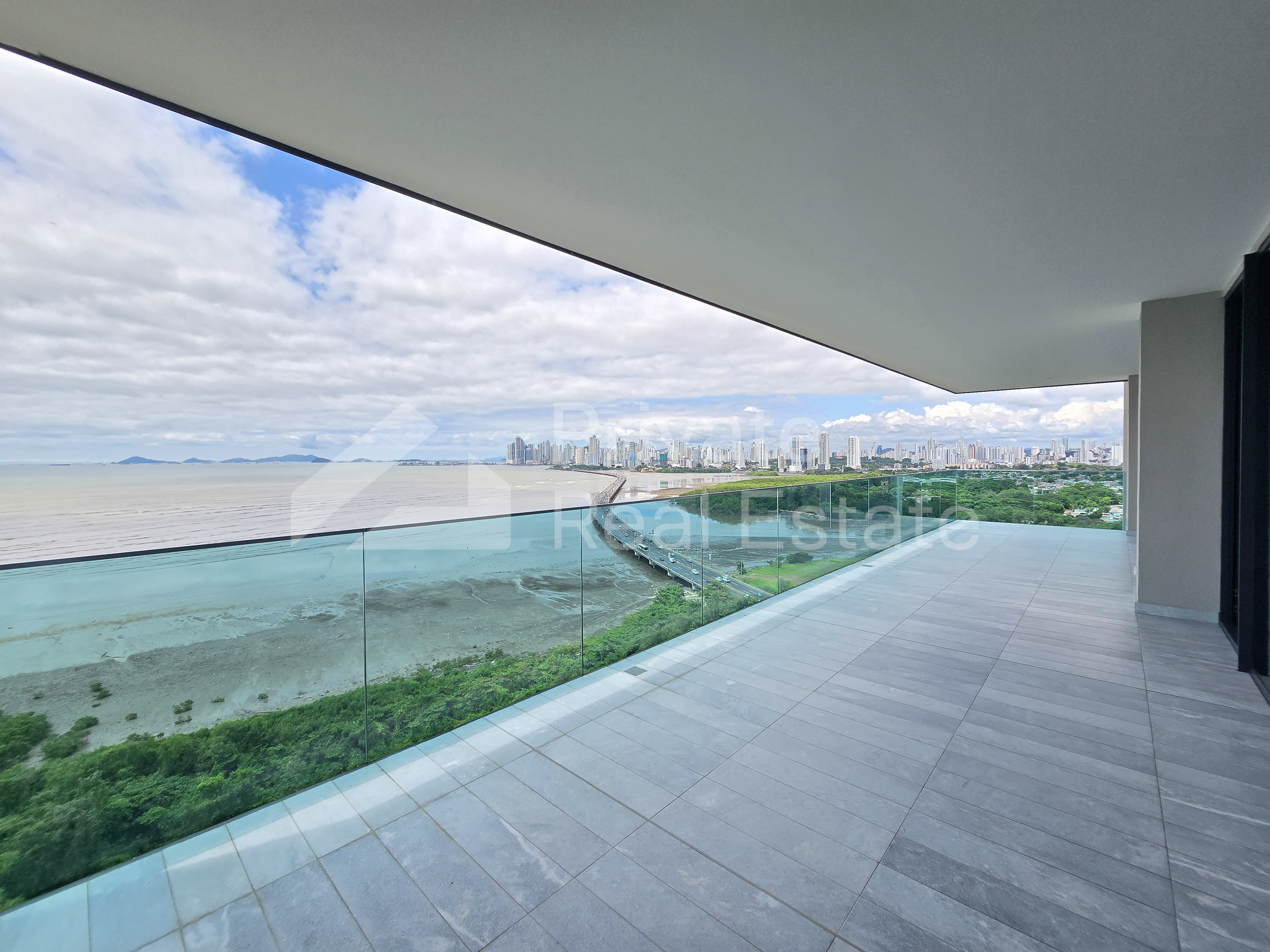 Venta de apartamento  en Costa del Este Ph Upper East