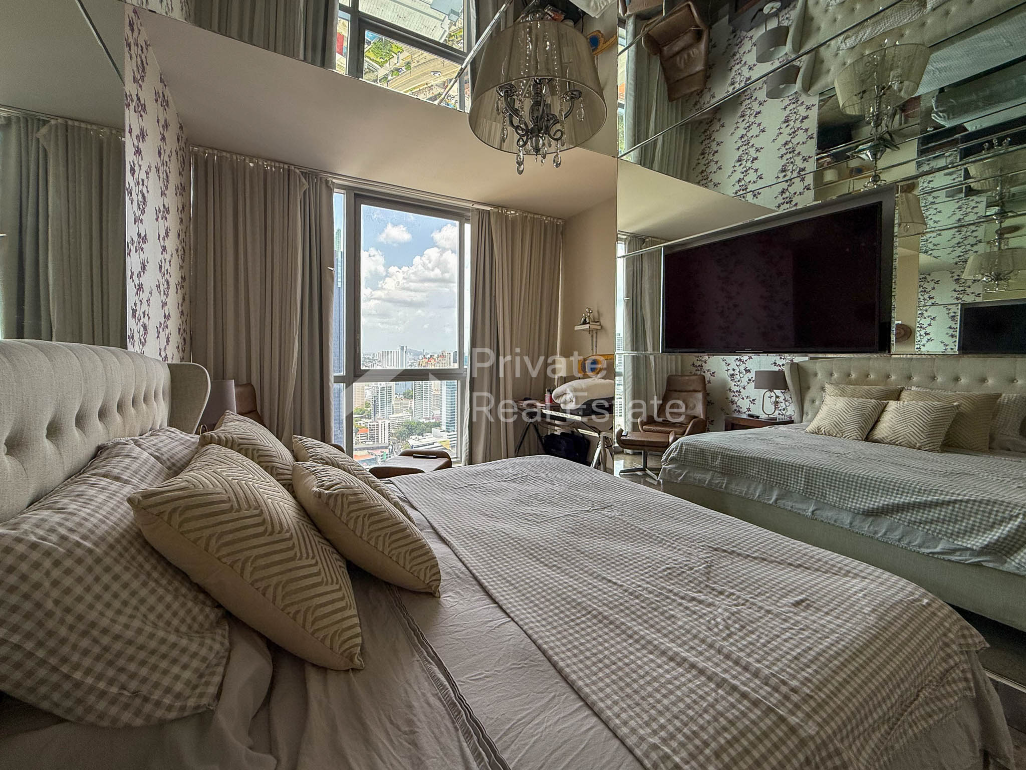Venta de moderno apartamento en P.H. Arts & Yoo, Avenida Balboa