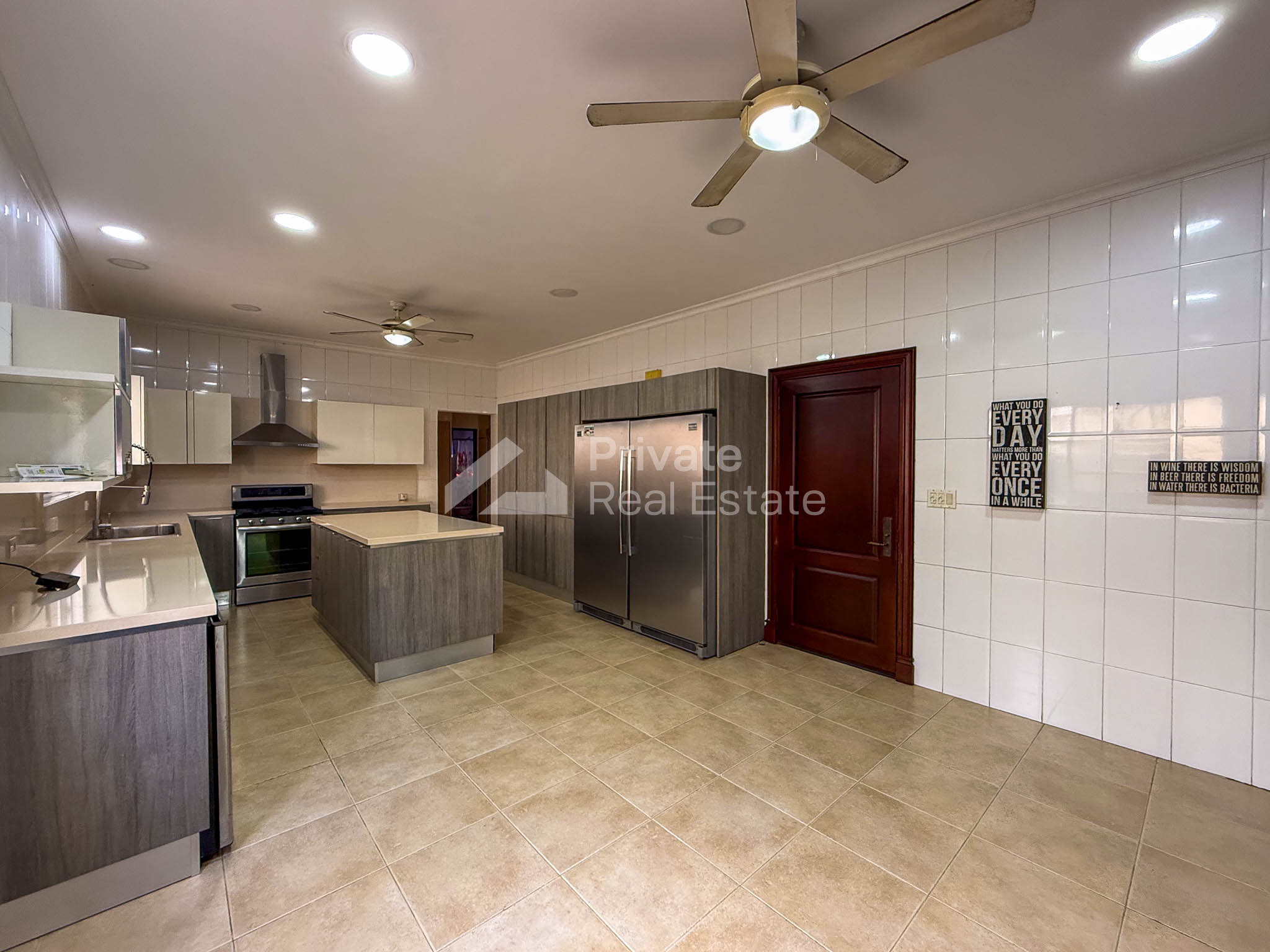 Venta de casa en Costa del Este Las Perlas 1