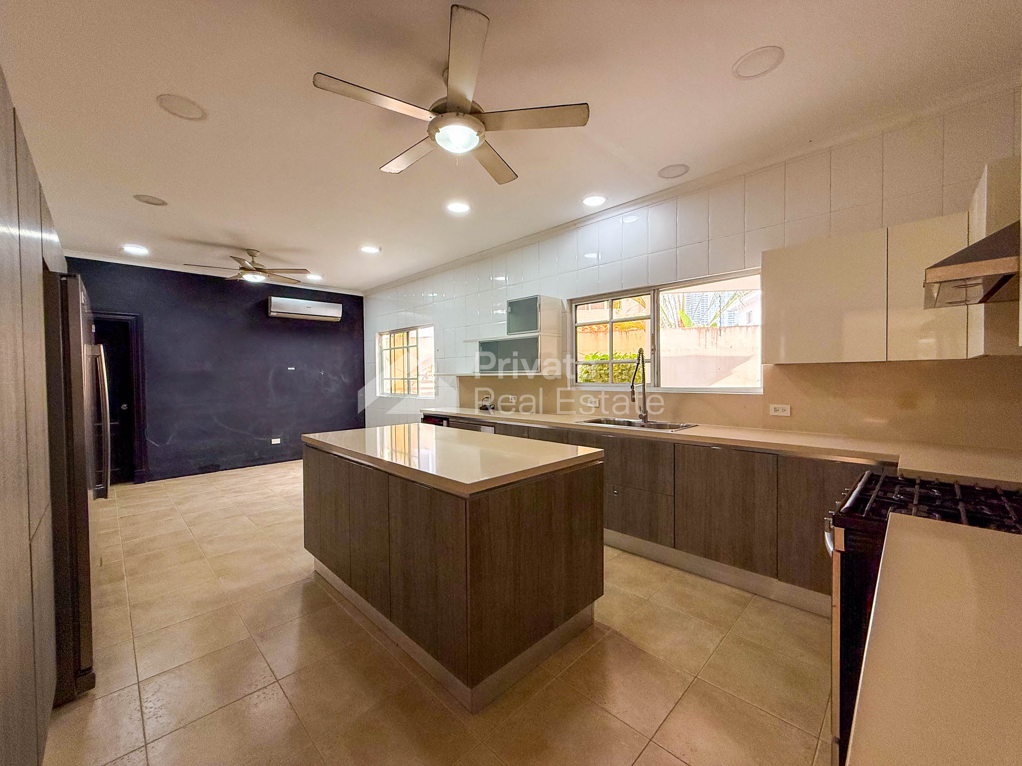 Venta de casa en Costa del Este Las Perlas 1