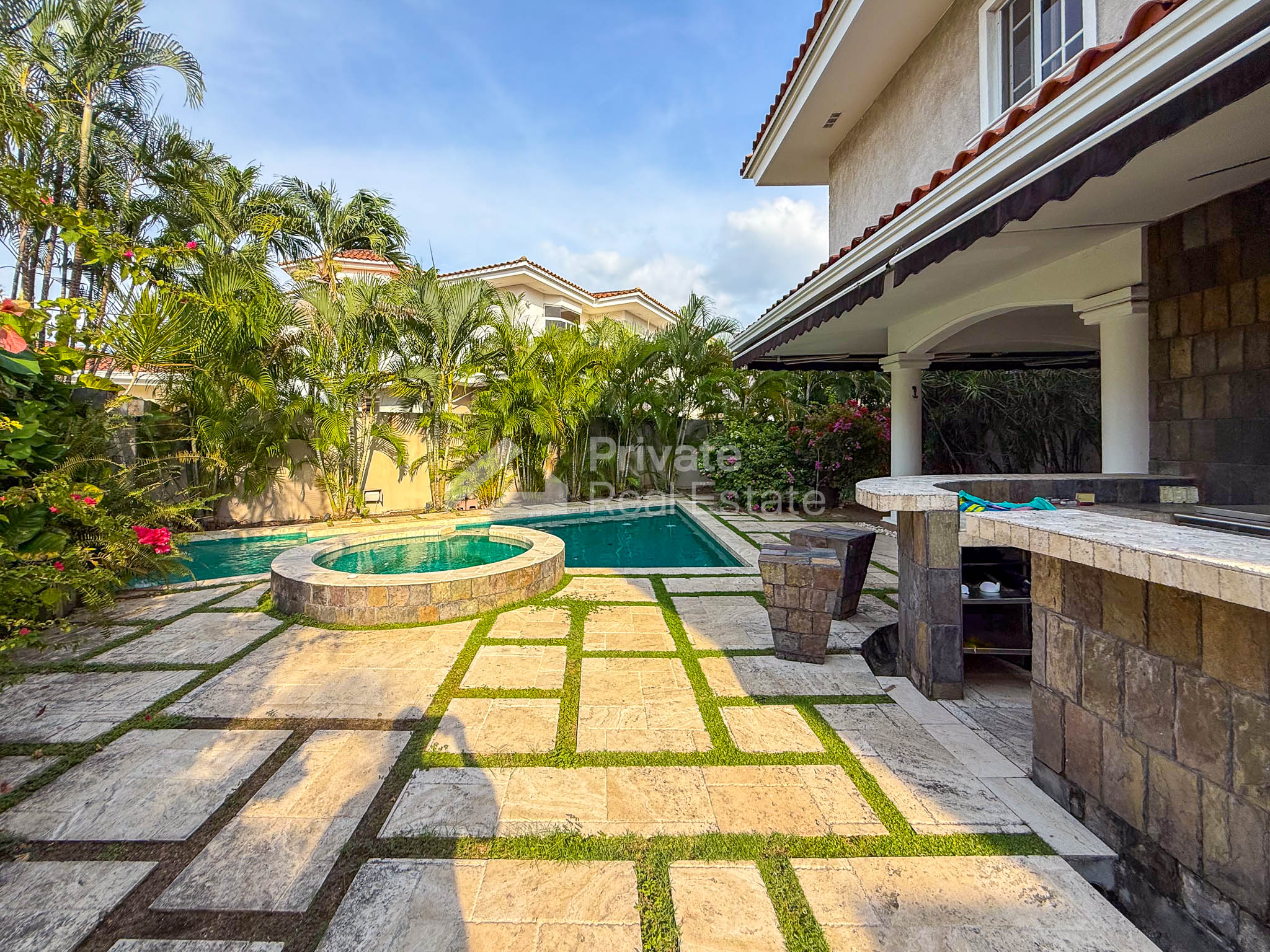 Venta de casa en Costa del Este Las Perlas 1